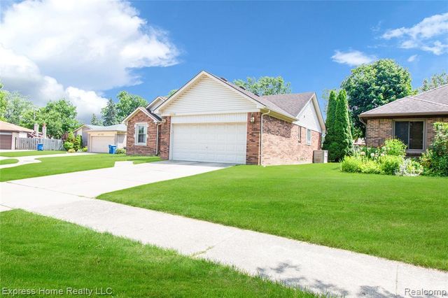 5010 Kelly Drive, Warren, MI 48092