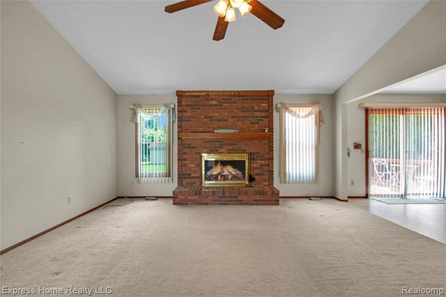 5010 Kelly Drive, Warren, MI 48092