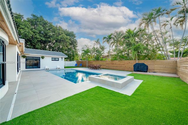 3400 N Park Rd, Hollywood, FL 33021