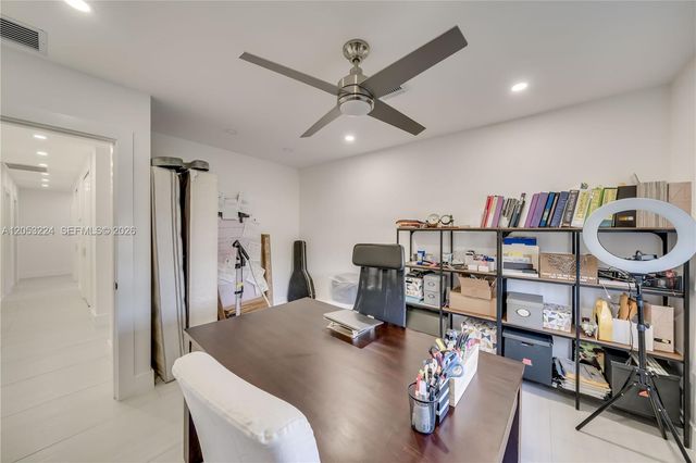 3400 N Park Rd, Hollywood, FL 33021