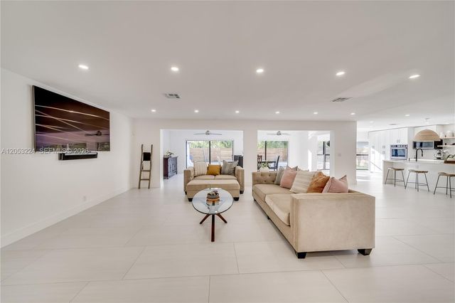 3400 N Park Rd, Hollywood, FL 33021