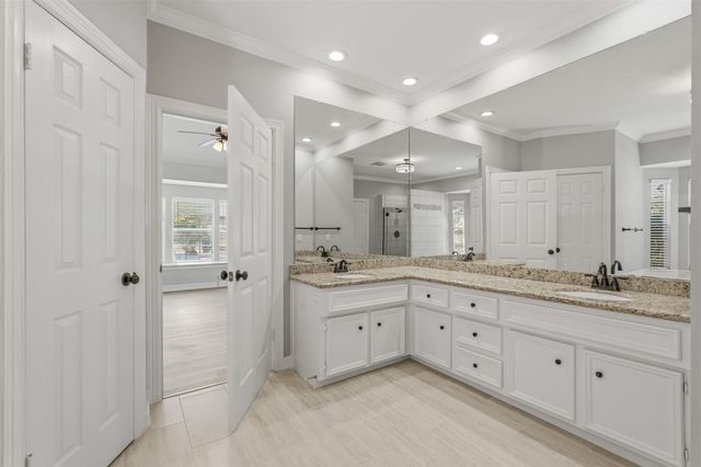 4822 Hillswick Drive, Sugar Land, TX 77479