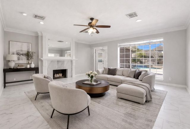 4822 Hillswick Drive, Sugar Land, TX 77479