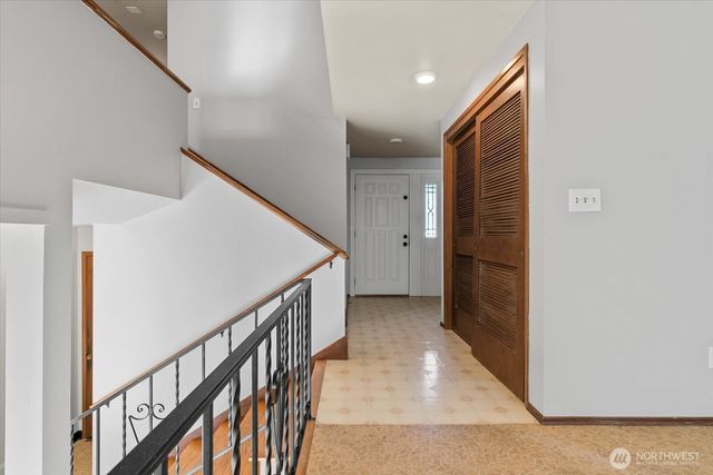 10523 NE 197TH Street, Bothell, WA 98011