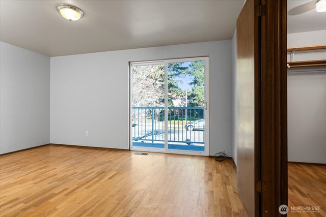 10523 NE 197TH Street, Bothell, WA 98011