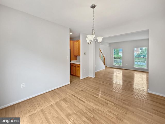 173 SAWGRASS DR, Charles Town, WV 25414