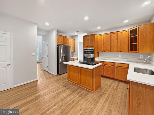 173 SAWGRASS DR, Charles Town, WV 25414