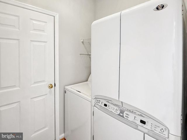 173 SAWGRASS DR, Charles Town, WV 25414