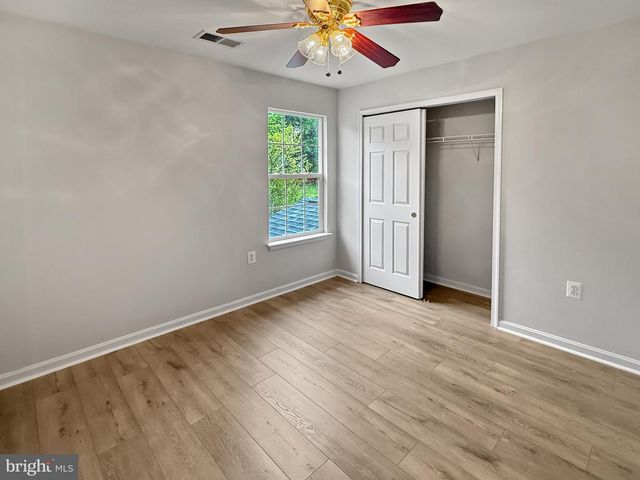 173 SAWGRASS DR, Charles Town, WV 25414
