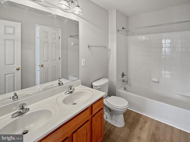173 SAWGRASS DR, Charles Town, WV 25414