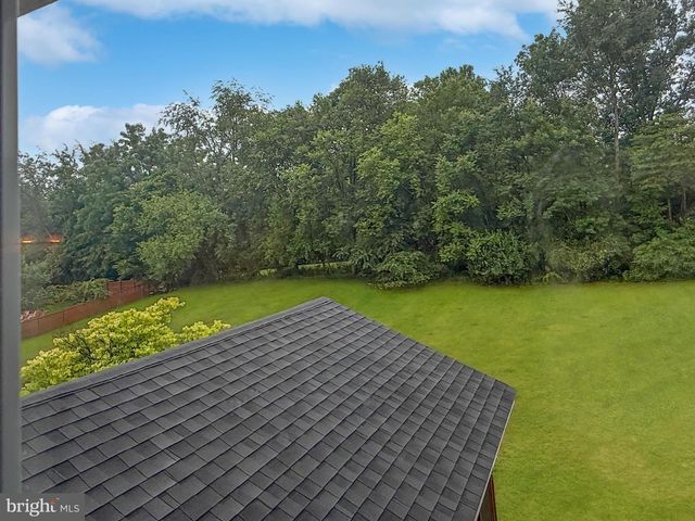 173 SAWGRASS DR, Charles Town, WV 25414