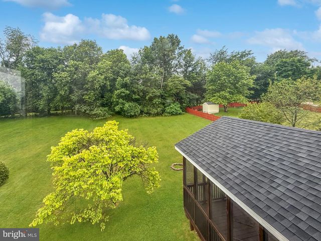 173 SAWGRASS DR, Charles Town, WV 25414