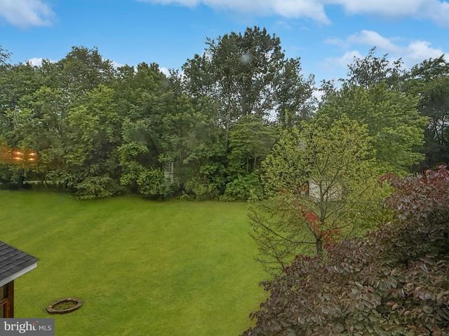 173 SAWGRASS DR, Charles Town, WV 25414