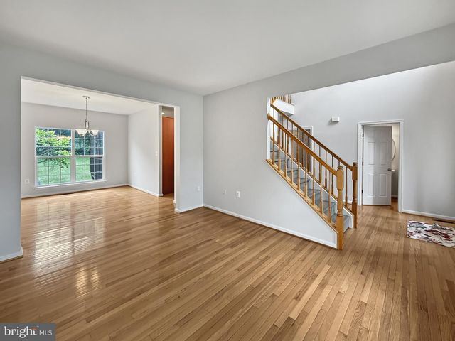173 SAWGRASS DR, Charles Town, WV 25414