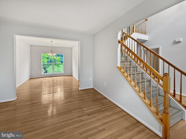 173 SAWGRASS DR, Charles Town, WV 25414