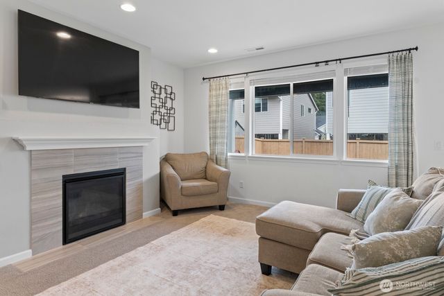 14396 99th Ave Se, Yelm, WA 98597