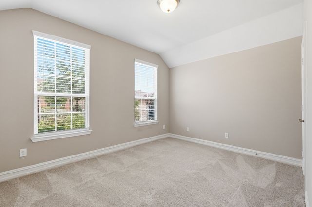 1045 Twisting Ridge Terrace, Fort Worth, TX 76052