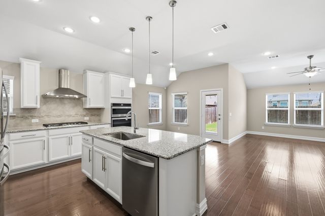 1045 Twisting Ridge Terrace, Fort Worth, TX 76052