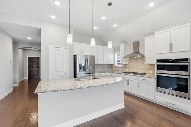 1045 Twisting Ridge Terrace, Fort Worth, TX 76052