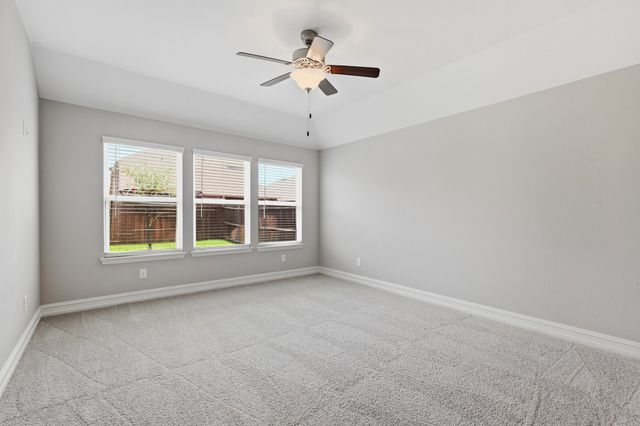 1045 Twisting Ridge Terrace, Fort Worth, TX 76052