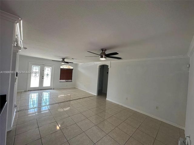3783 NW 201st Ter, Miami Gardens, FL 33055