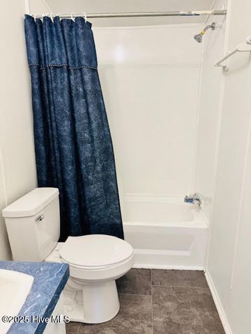 3670 Old Maco Road NE, Leland, NC 28451