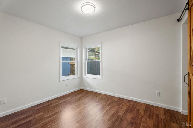 6 Lorraine St, Ukiah, CA 95482