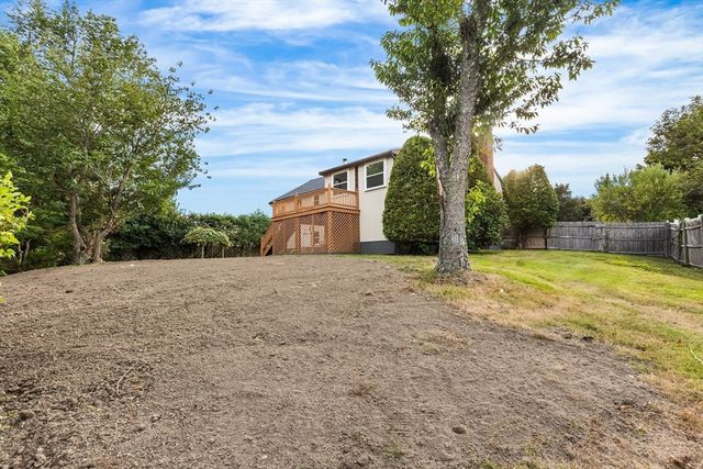 115 Joanne Rd, Stoughton, MA 02072
