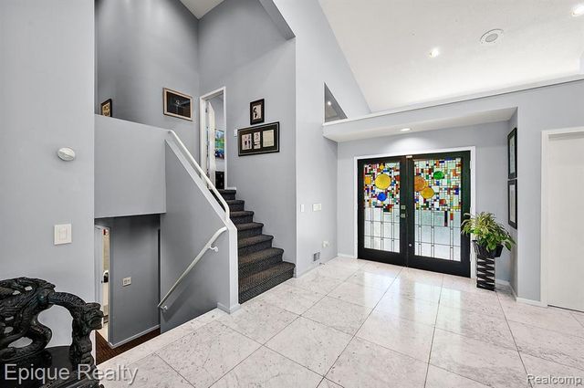1848 Golf Ridge Drive, Bloomfield Hills, MI 48302