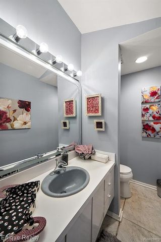 1848 Golf Ridge Drive, Bloomfield Hills, MI 48302