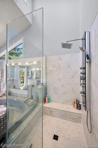 1848 Golf Ridge Drive, Bloomfield Hills, MI 48302