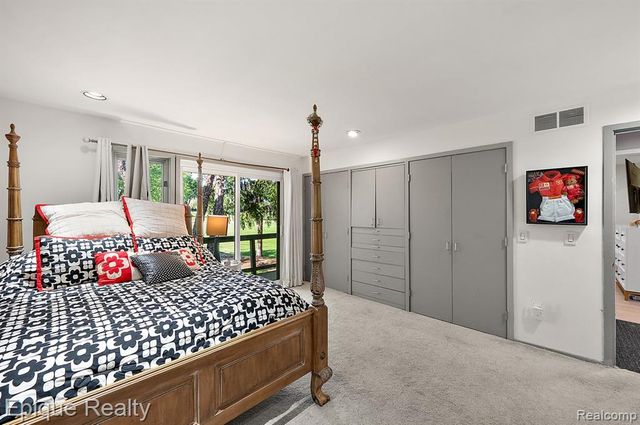 1848 Golf Ridge Drive, Bloomfield Hills, MI 48302