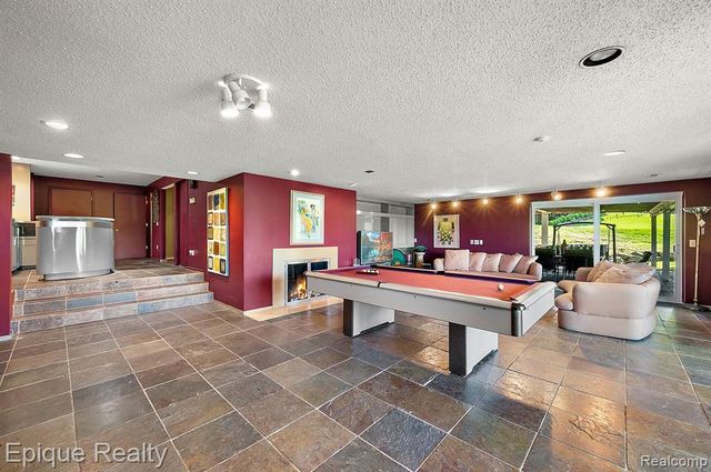 1848 Golf Ridge Drive, Bloomfield Hills, MI 48302