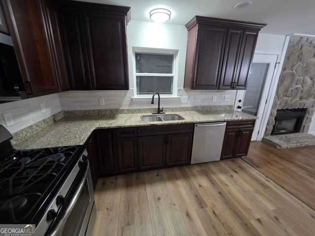 1232 Ridgecrest Lane SE, Smyrna, GA 30080