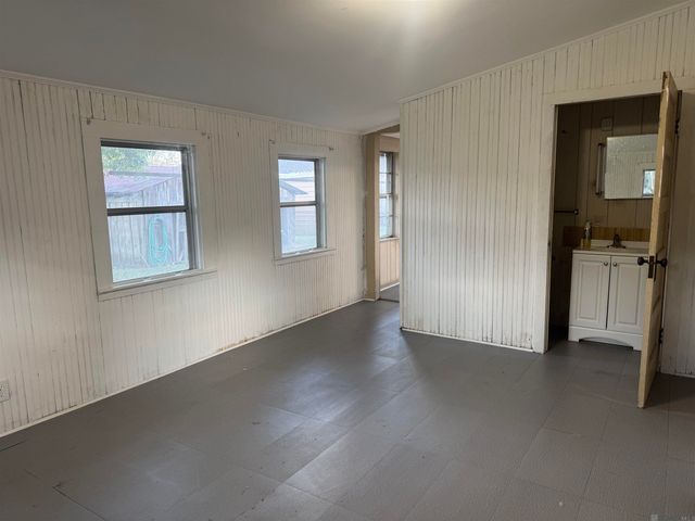 456 Louisiana Ave, Port Allen, LA 70767