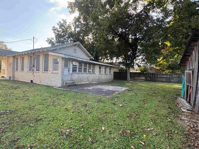456 Louisiana Ave, Port Allen, LA 70767