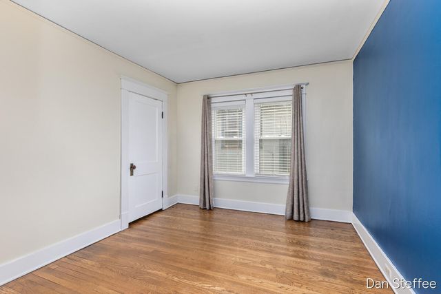 1010 Tamarack Avenue, Grand Rapids, MI 49504