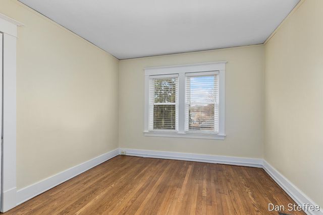 1010 Tamarack Avenue, Grand Rapids, MI 49504