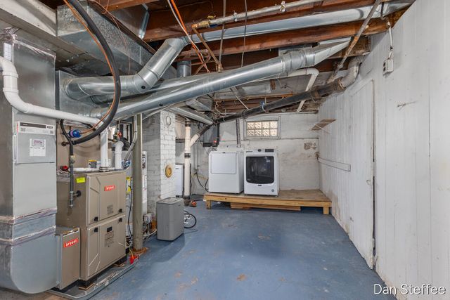 1010 Tamarack Avenue, Grand Rapids, MI 49504