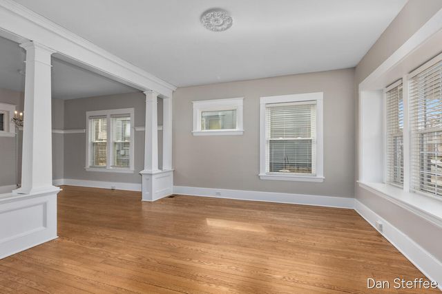 1010 Tamarack Avenue, Grand Rapids, MI 49504