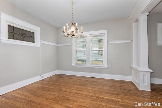 1010 Tamarack Avenue, Grand Rapids, MI 49504