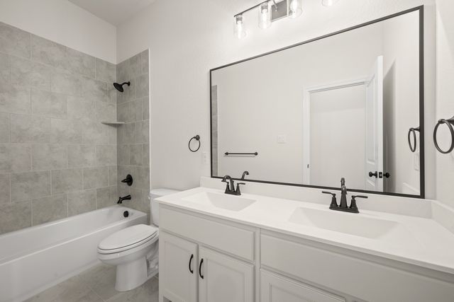 224 Pine Leaf Trail, Waxahachie, TX 75165