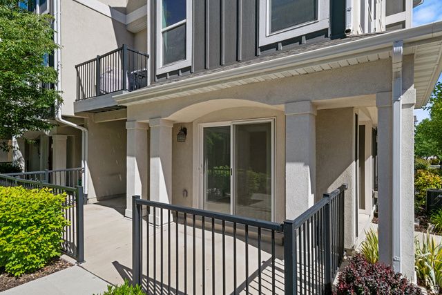 3855 W MOSSMORRAN LN, Salt Lake City, UT 84106