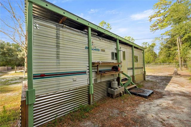 5627 SE 223RD STREET, Hawthorne, FL 32640