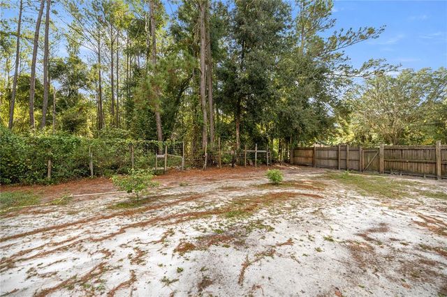 5627 SE 223RD STREET, Hawthorne, FL 32640