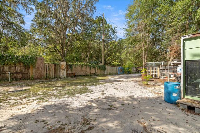 5627 SE 223RD STREET, Hawthorne, FL 32640