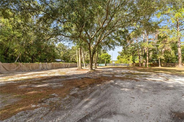 5627 SE 223RD STREET, Hawthorne, FL 32640