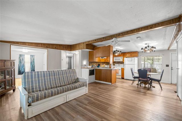 5627 SE 223RD STREET, Hawthorne, FL 32640