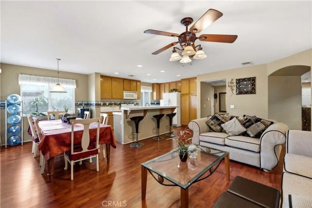 1549 Thomas Dr, Lancaster, CA 93535
