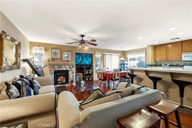 1549 Thomas Dr, Lancaster, CA 93535